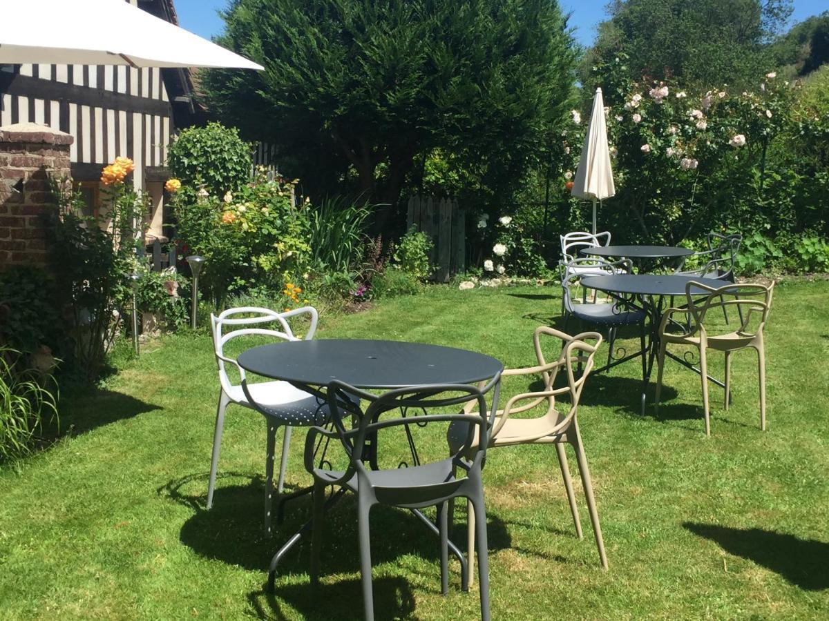 La Maison De La Plage - La Cerisaie Bed and Breakfast Honfleur Exterior foto