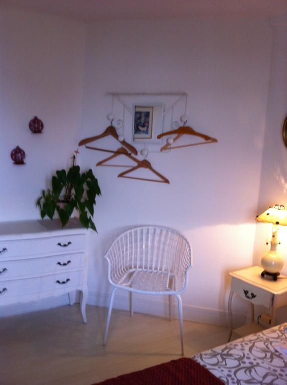 La Maison De La Plage - La Cerisaie Bed and Breakfast Honfleur Habitación foto