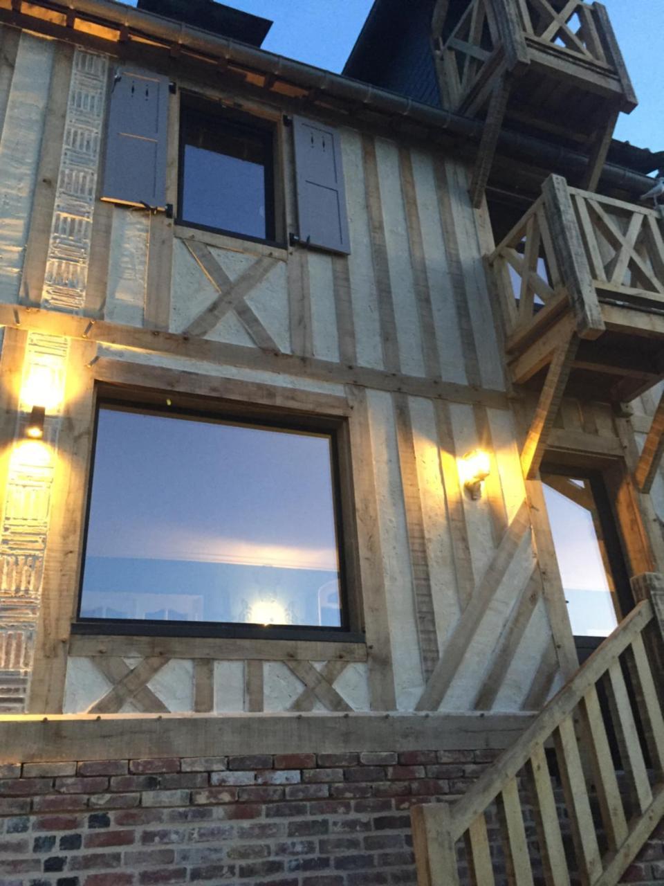 La Maison De La Plage - La Cerisaie Bed and Breakfast Honfleur Exterior foto